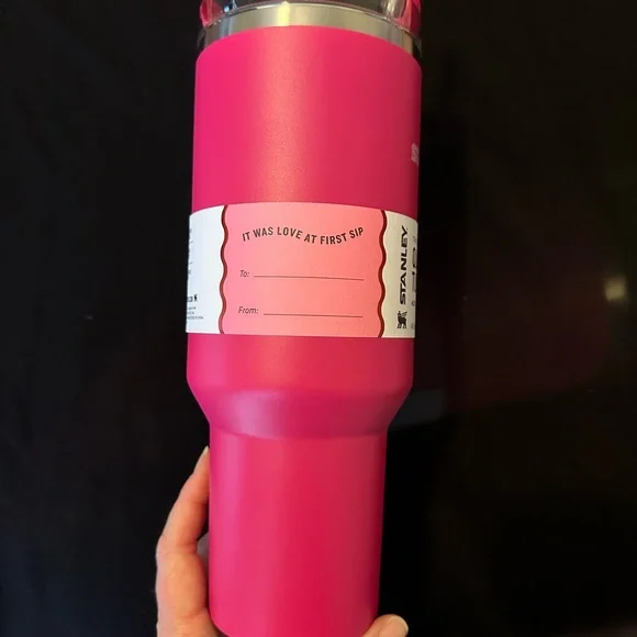 Stanley Pink Valentines 40oz tumbler